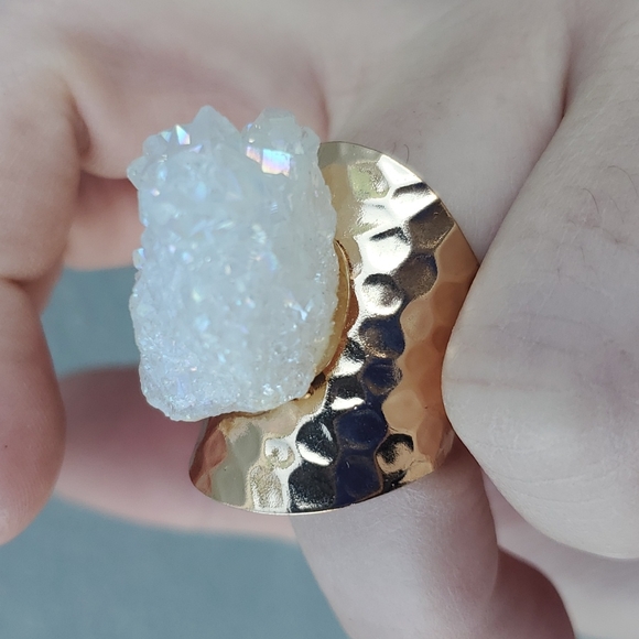 New White Titanium Crystal Agate Druzy Quartz Gold Plated Adjustable Ring. - Picture 6 of 11